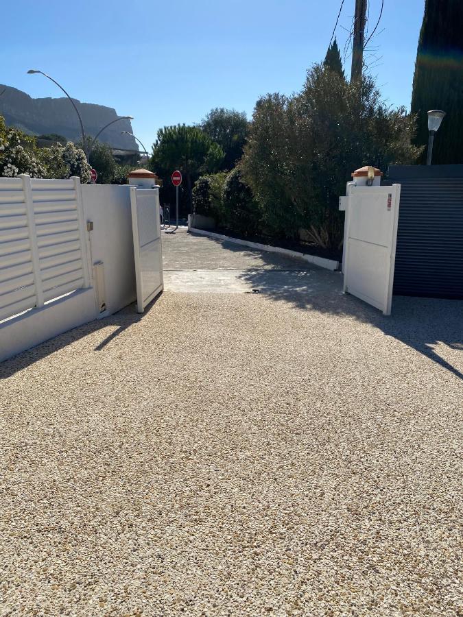 Plein Centre Avec "Parking Prive" Voitures Electriques Bienvenues Apartment Cassis Exterior foto